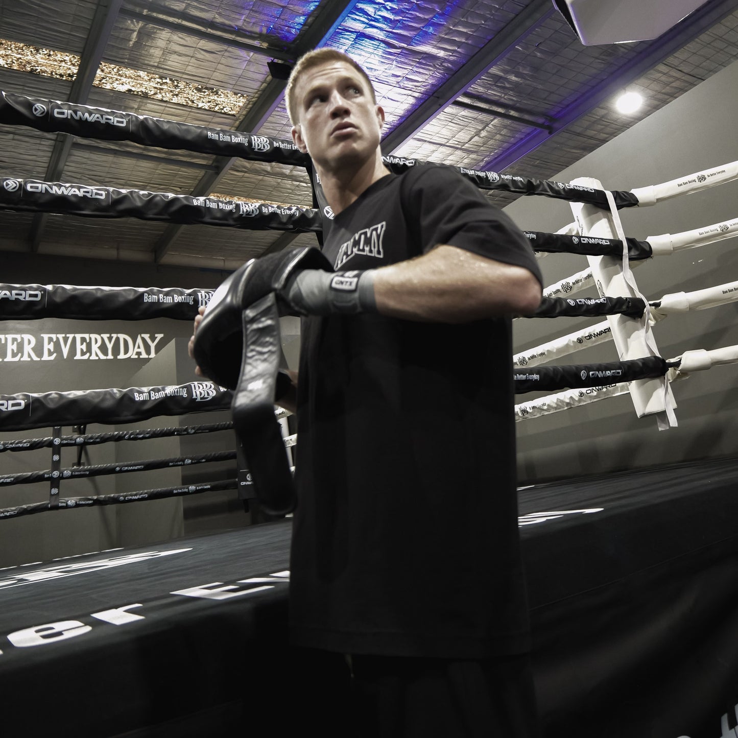 YAMMY Boxing Yam Cat Champ Tee Black