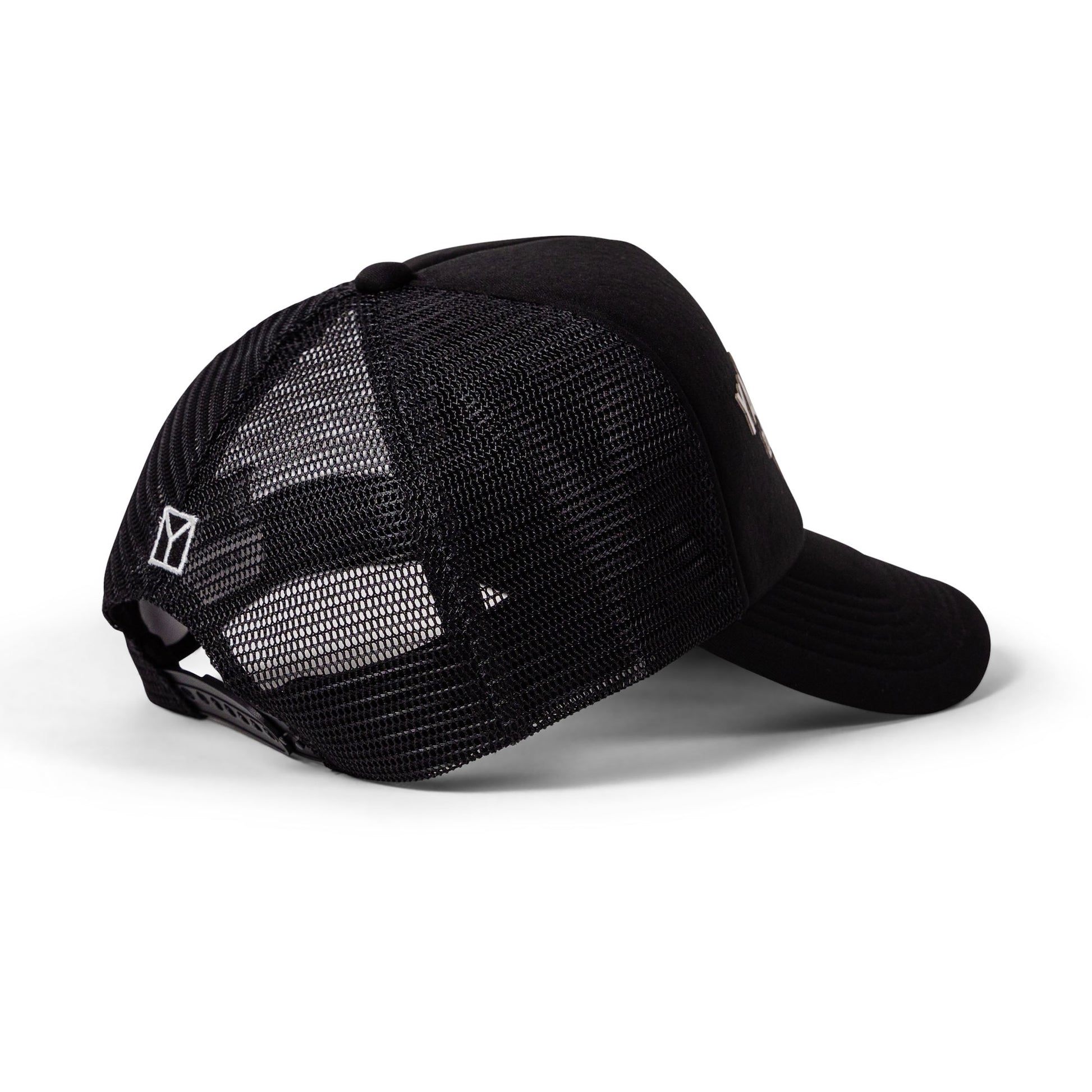 YAMMY Boxing Parkway Trucker Cap Black/White