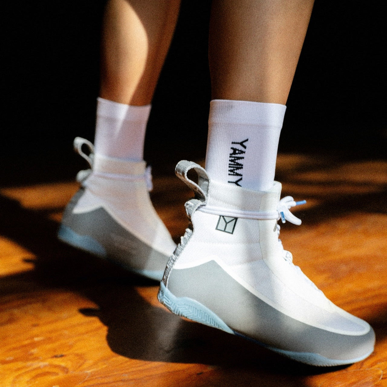 YAMMY Boxing Flux Mid White/Warm Grey Boxing Boots